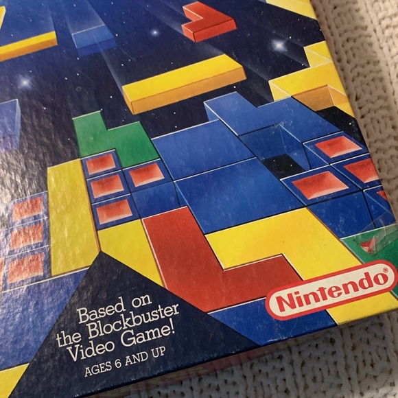SOLD Vintage 90s Nintendo Tetris Board Game - Picture 4 of 13